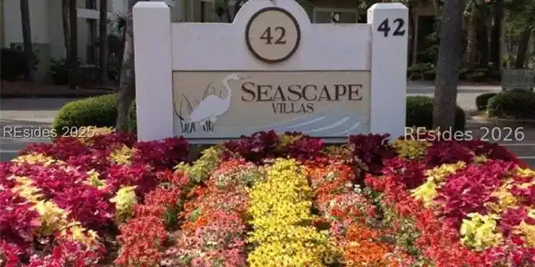 Image 3: Forest Beach Entrance Image 3: Forest Beach Entrance