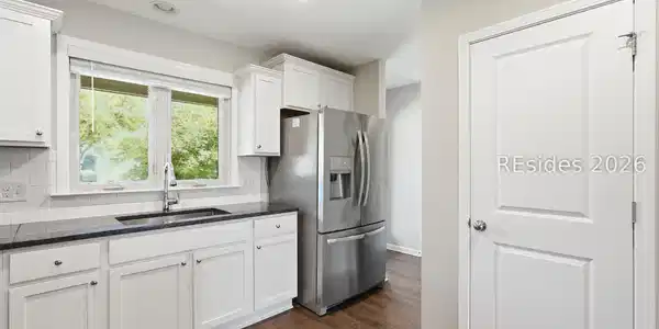Image 3 Image 3
