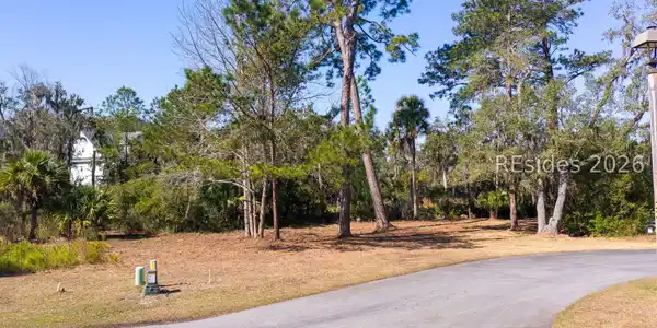 7 Silver Oak Circle