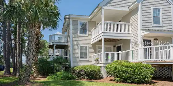 22 Old South Court
