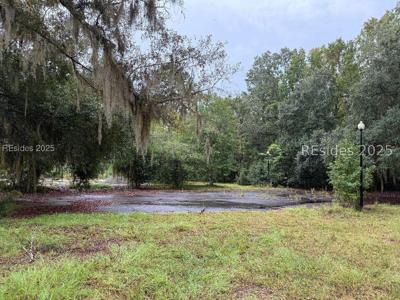 70 Charleston Highway