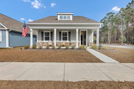 4 Whispering Oaks Circle