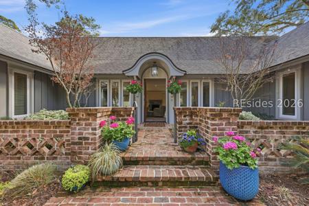 28 Pine Island Road