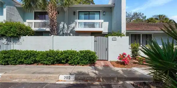 2 William Hilton Parkway