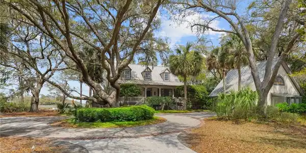 22 Oyster Landing Road