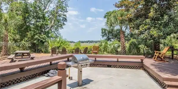 80 Paddle Boat Lane