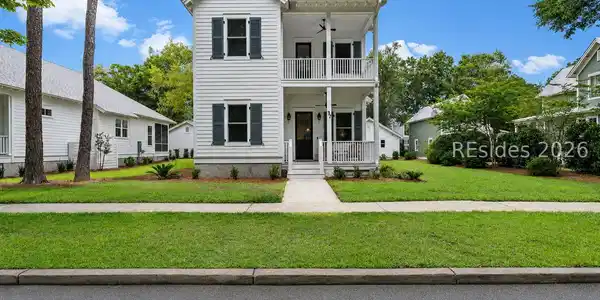 37 Park Square S