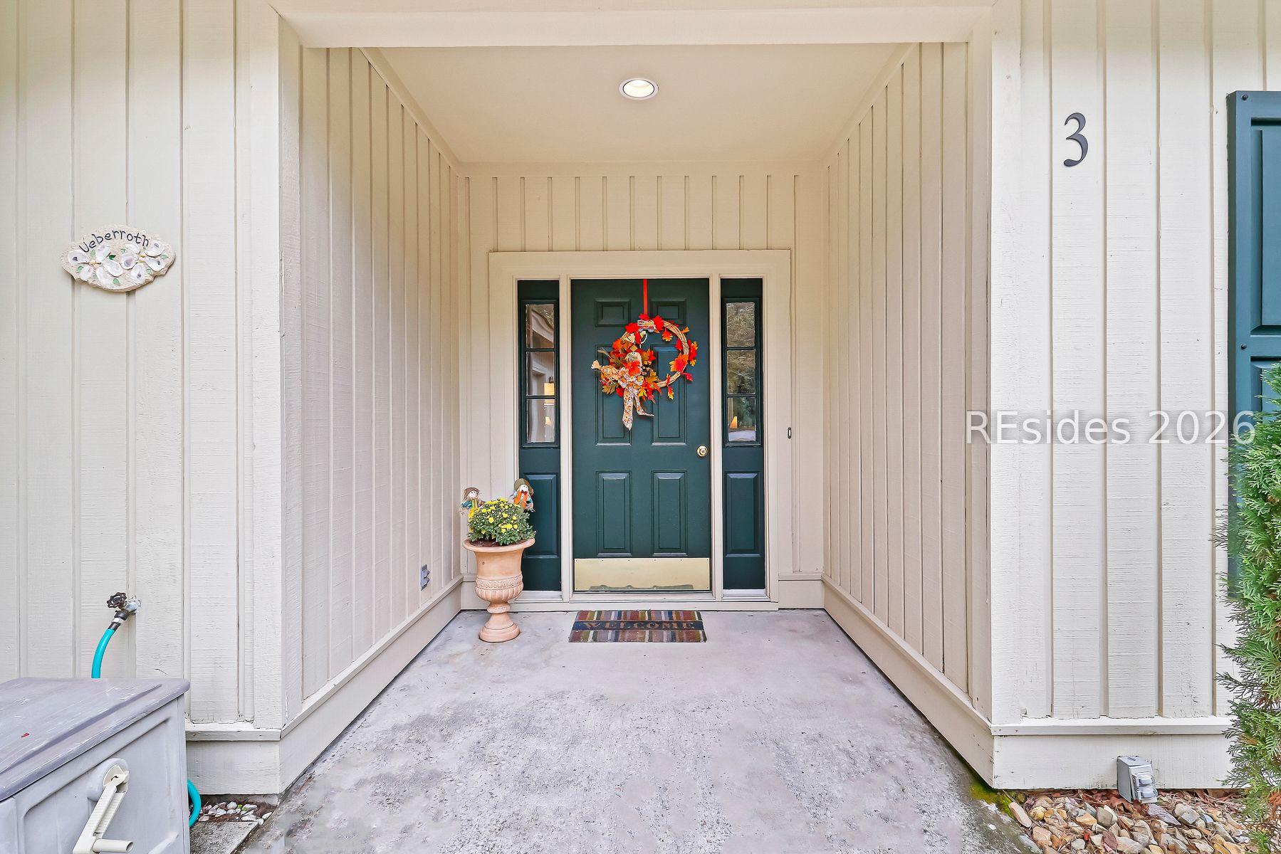 Image 2: Inviting Covered Entry Image 2: Inviting Covered Entry
