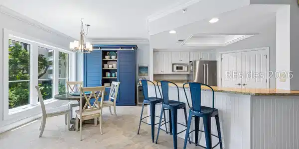 Image 3: Eat-in Kitchen Image 3: Eat-in Kitchen