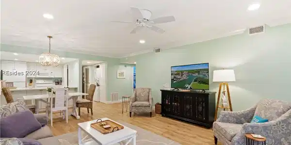 147 Lighthouse Road