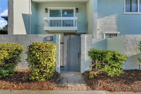 2 William Hilton Parkway