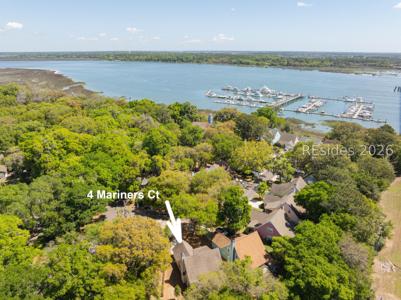 4 Mariners Court