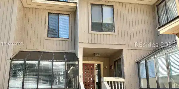 125 Shipyard Drive