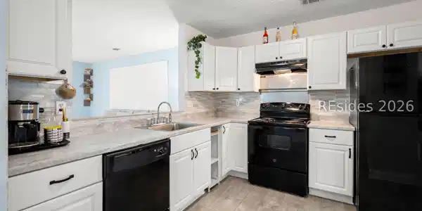 468 Gardners Lane