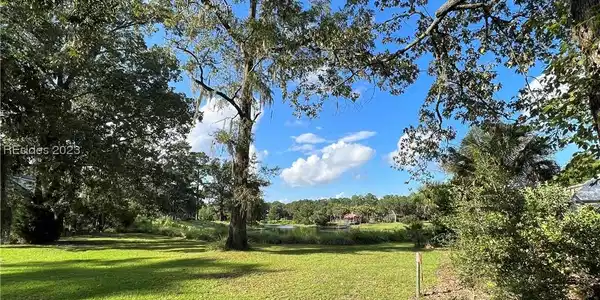 3 Old Oak Road