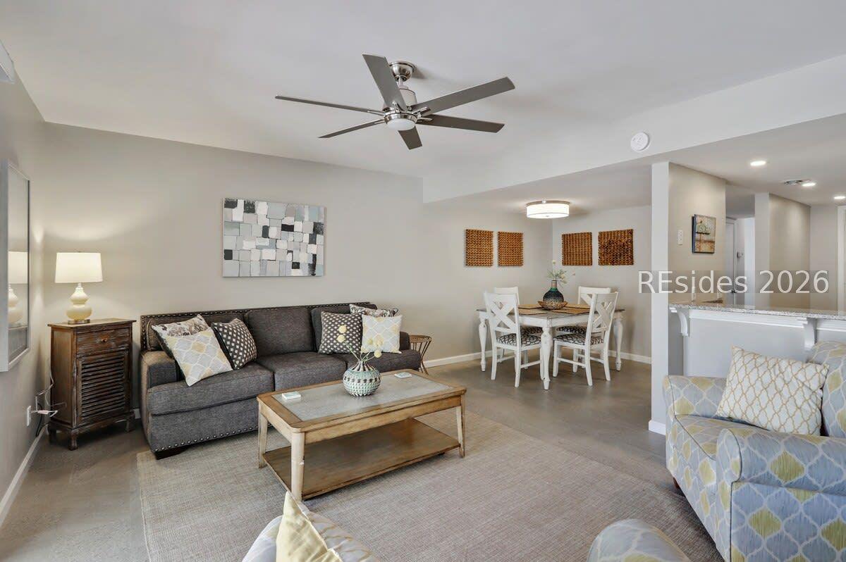 Image 3: Queen sleeper sofa in LR for extra guests!