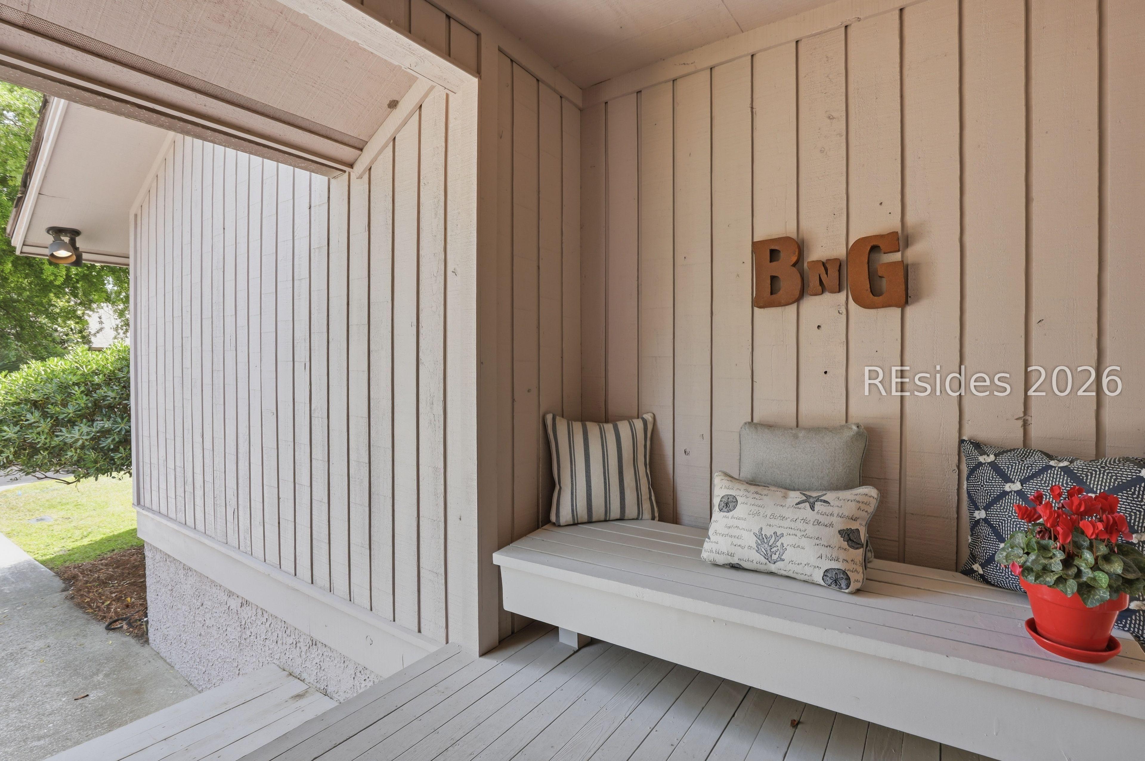 Image 2: Welcoming Porch