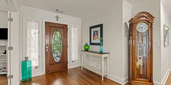 Image 2: Foyer Entrance