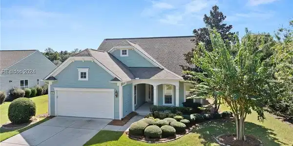 19 Tree Rose Place