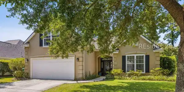 127 Pinecrest Circle