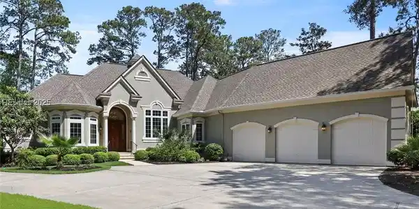 13 Pond Drive