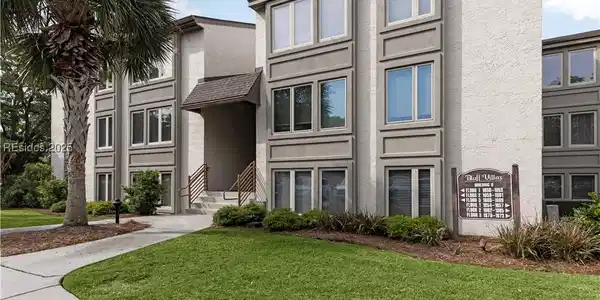6 Braddock Bluff Drive