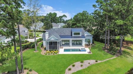 13 Arcadia Place
