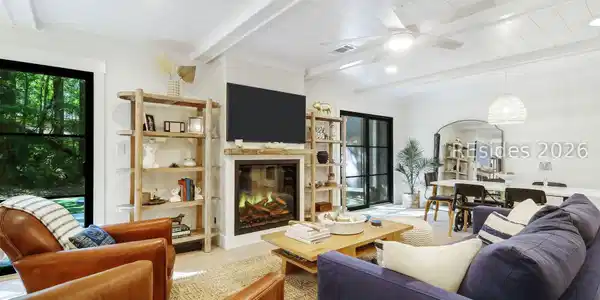 4 Honeysuckle Court