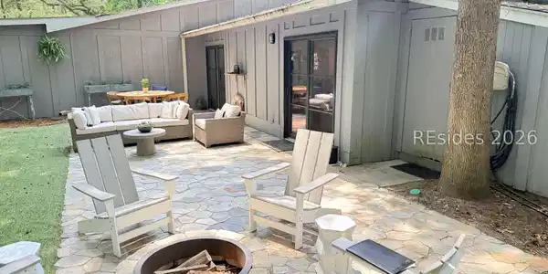 Image 4: Rear Patio Image 4: Rear Patio