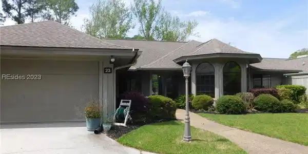 23 Ellenita Drive