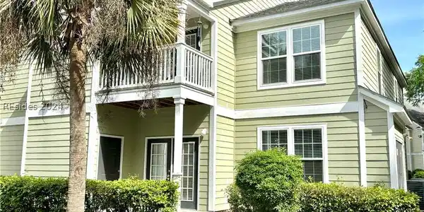 100 Kensington Boulevard