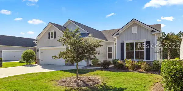 46 Carolina Oaks Avenue