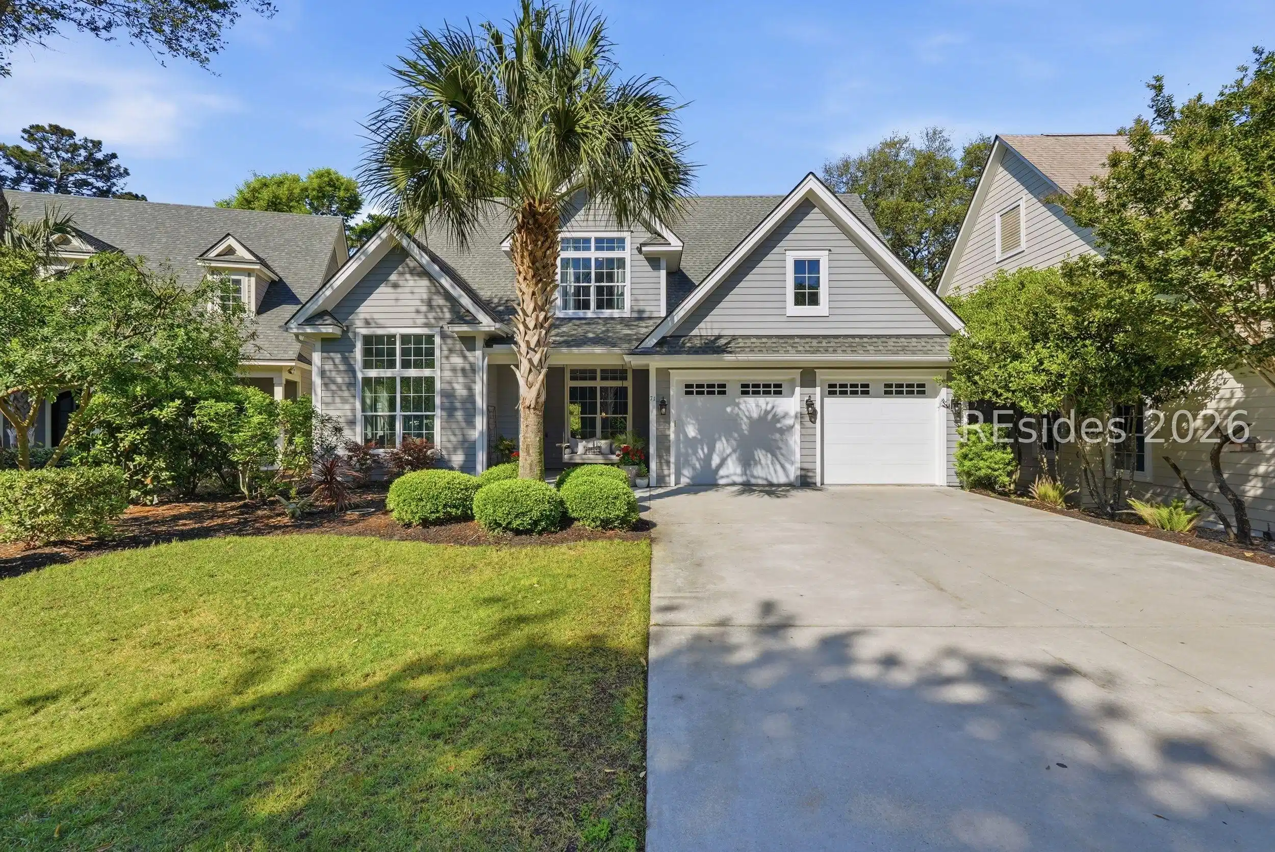 Image 1: Under 10 yrs old w high-grade Hardie siding Image 1: Under 10 yrs old w high-grade Hardie siding