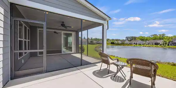 30 Heathrow Avenue