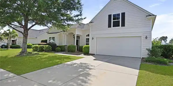 11 Greatwood Drive