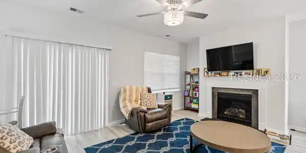 Image 4 Image 4
