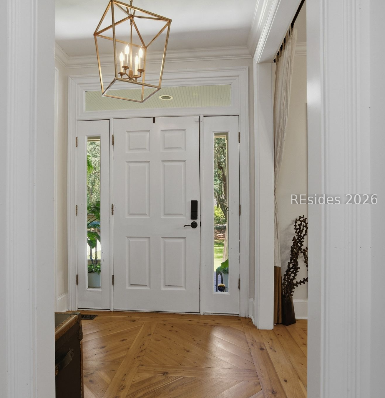 Image 4: Foyer Image 4: Foyer