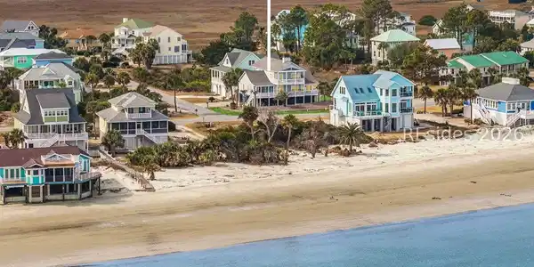 Image 2: One Row Back from the Ocean, 2 Ebb Tide Court Image 2: One Row Back from the Ocean, 2 Ebb Tide Court