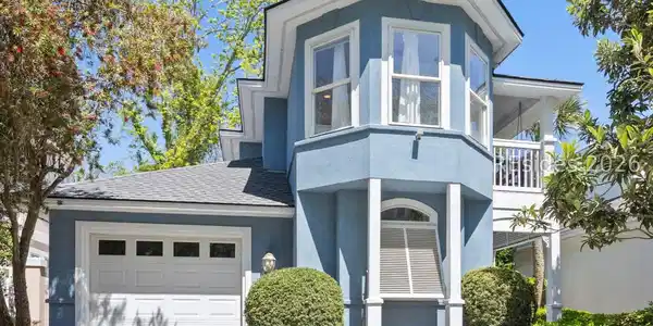 20 Bermuda Pointe Circle