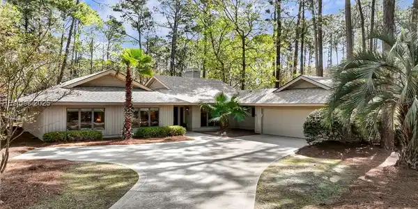19 Royal James Drive