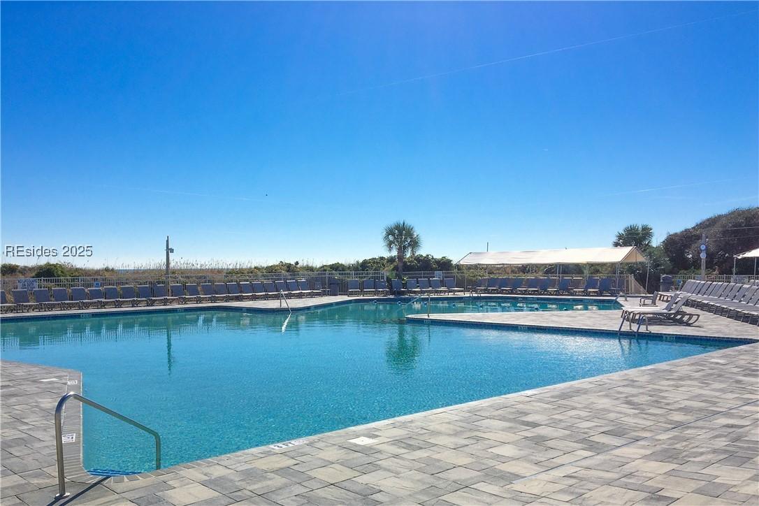 Image 2: Largest Oceanfront Pool