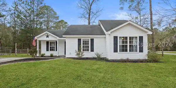 18 Royal Star Drive