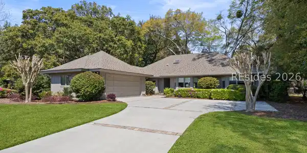 31 Ellenita Drive