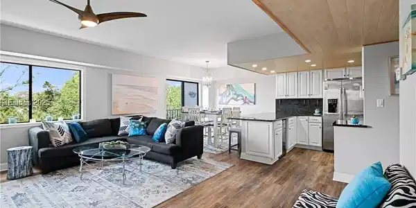 10 S Forest Beach Drive