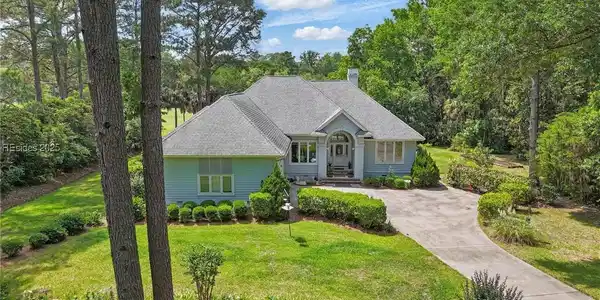 10 Timber Lane