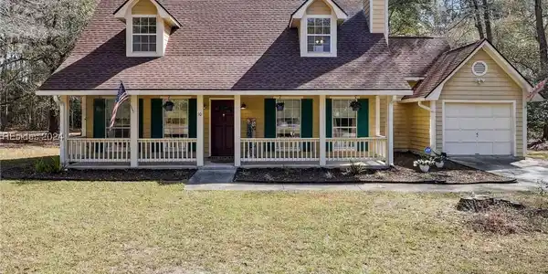 10 Walnut Hill Street