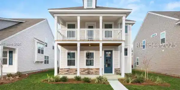162 Standing Oaks Drive