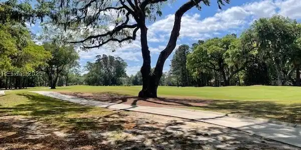 29 Winding Oak Drive