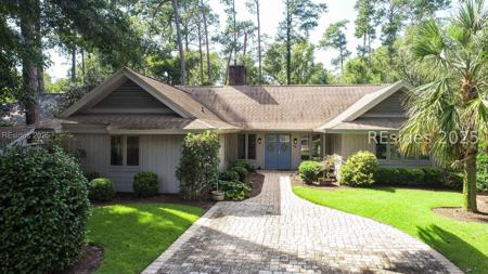 10 Chickadee Road