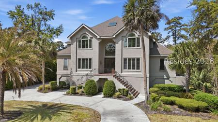 8 Leamington Lane